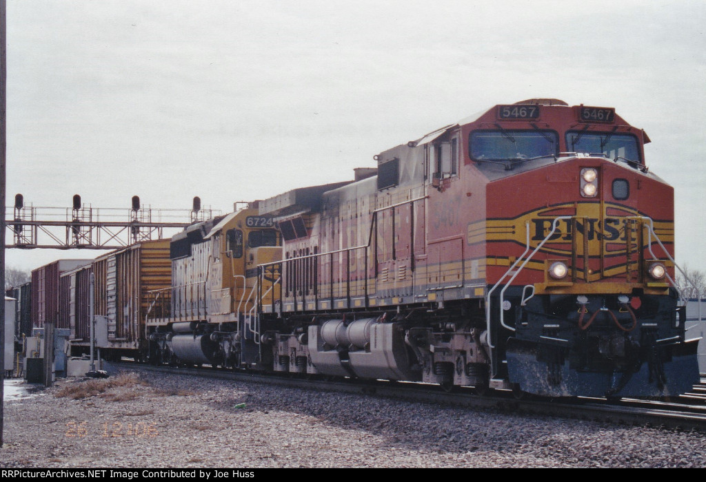 BNSF 5467 West